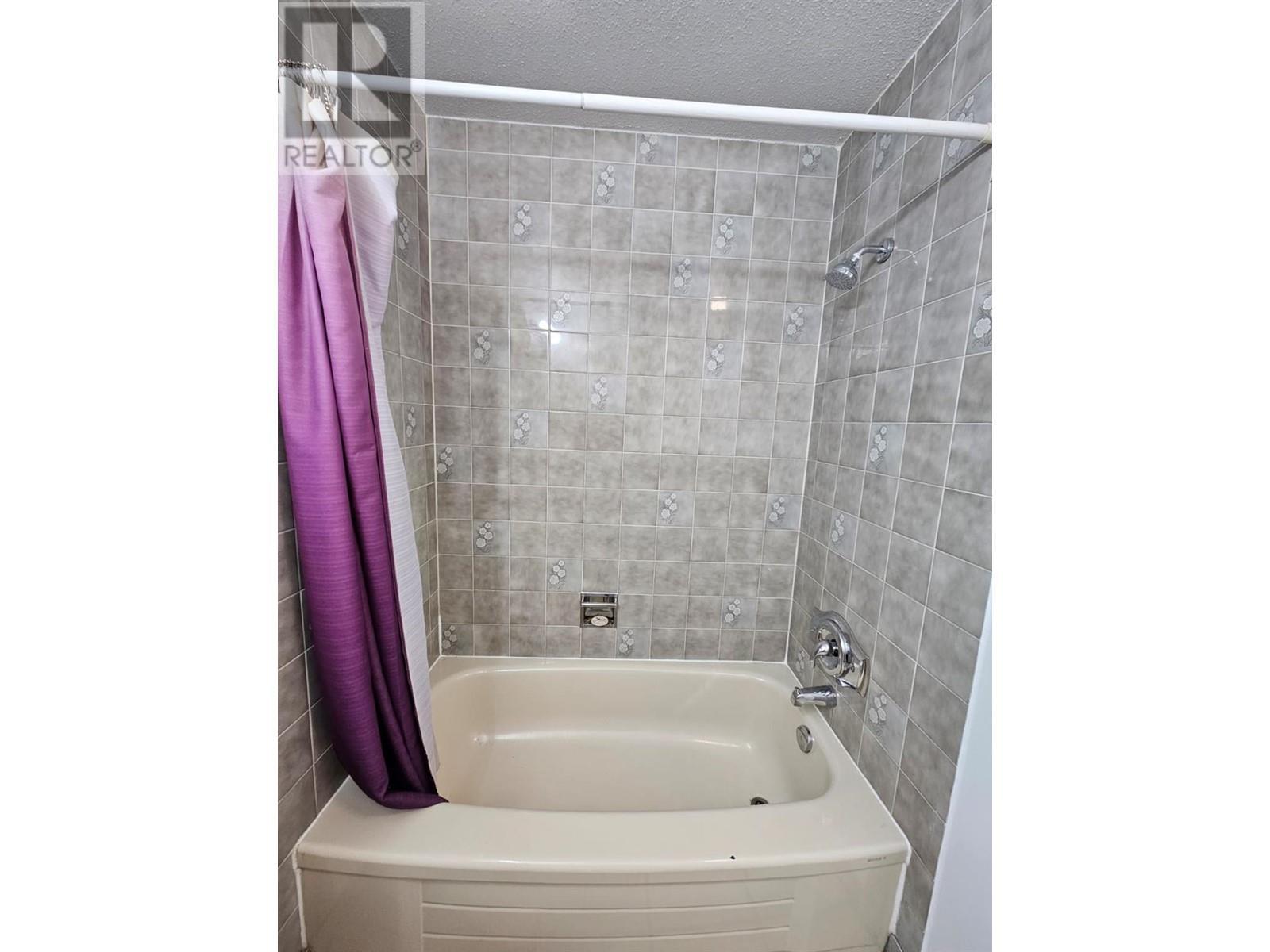 












219 COTTONWOOD Crescent

,
Tumbler Ridge,




British Columbia
V0C2W0

