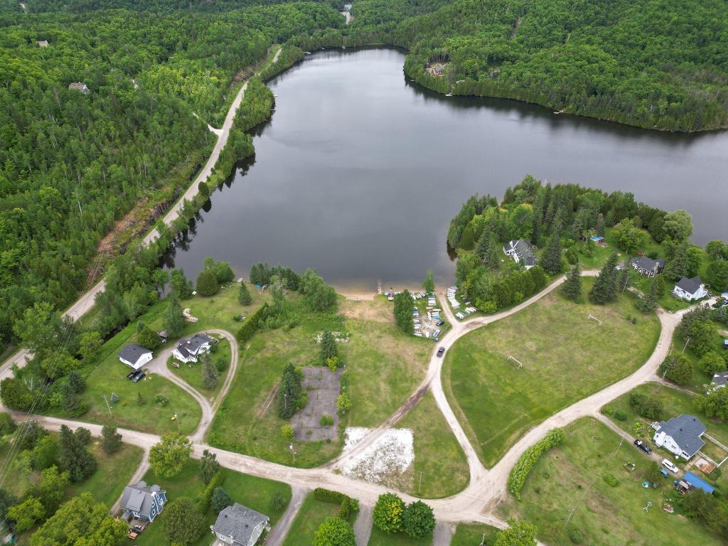 









1196


Ch. Kilmar

,
Grenville-sur-la-Rouge,




QC
J0V1B0

