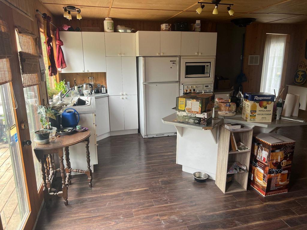









1196


Ch. Kilmar

,
Grenville-sur-la-Rouge,




QC
J0V1B0

