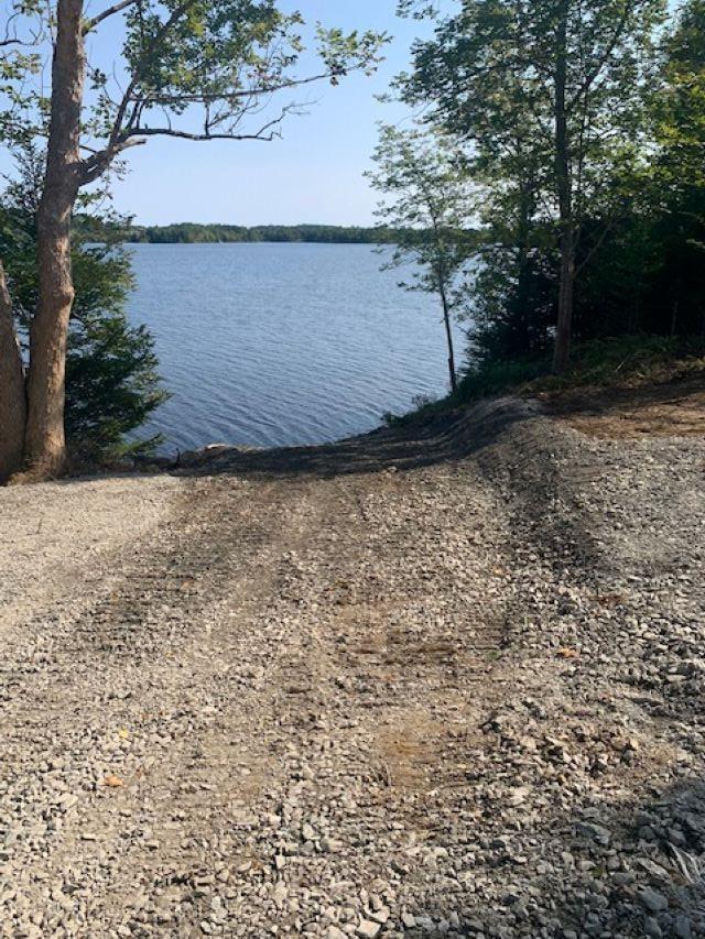 












Lot 4 Arenburg Road

,
Waterloo,







NS
B4V 8M5

