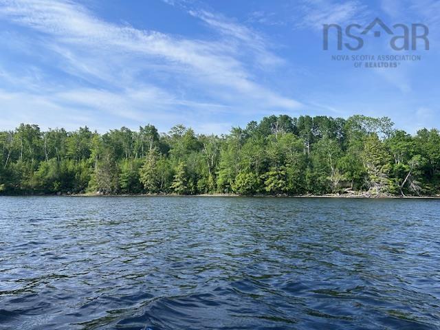 












Lot 4 Arenburg Road

,
Waterloo,







NS
B4V 8M5


