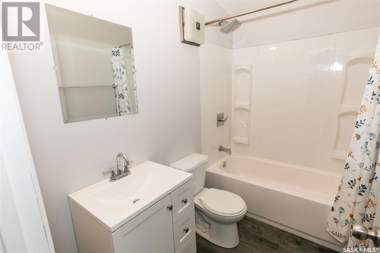 












313 Yukon AVENUE

,
Kerrobert,




Saskatchewan
S0L1R0

