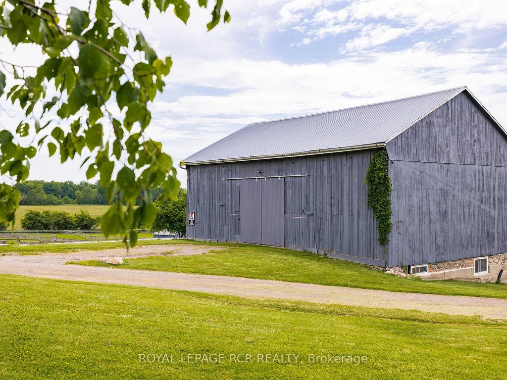 









3935


3rd

Line,
Bradford West Gwillimbury,




ON
L0G 1W0

