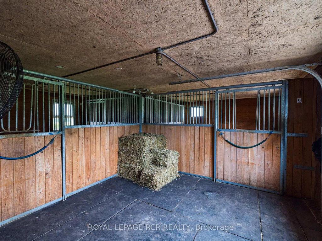 









3935


3rd

Line,
Bradford West Gwillimbury,




ON
L0G 1W0

