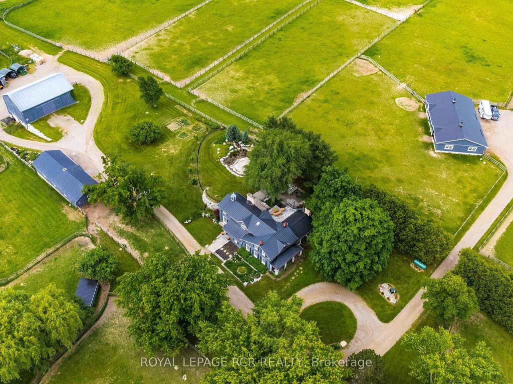 









3935


3rd

Line,
Bradford West Gwillimbury,




ON
L0G 1W0

