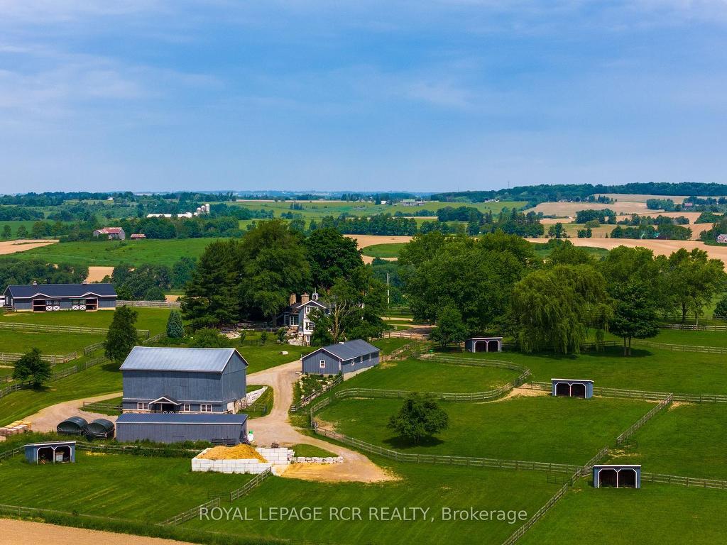 









3935


3rd

Line,
Bradford West Gwillimbury,




ON
L0G 1W0

