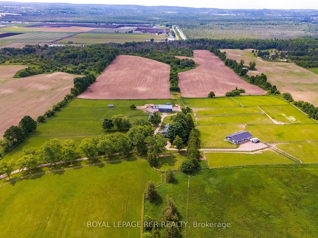 









3935


3rd

Line,
Bradford West Gwillimbury,




ON
L0G 1W0


