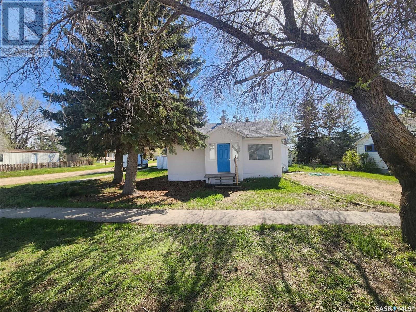 












713 7th STREET

,
Chaplin,




Saskatchewan
S0H0V0

