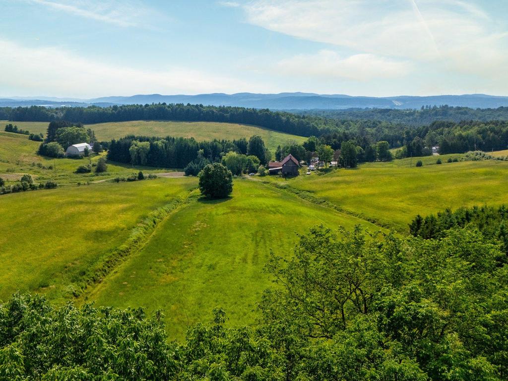 









3150Z


Ch. Bartlett

,
Cookshire-Eaton,







QC
J0B1M0


