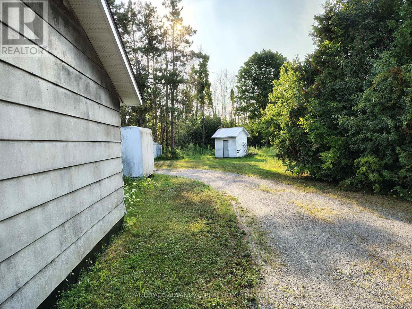 












438 COUNTY 29 ROAD

,
Rideau Lakes,




Ontario
K7A4S5

