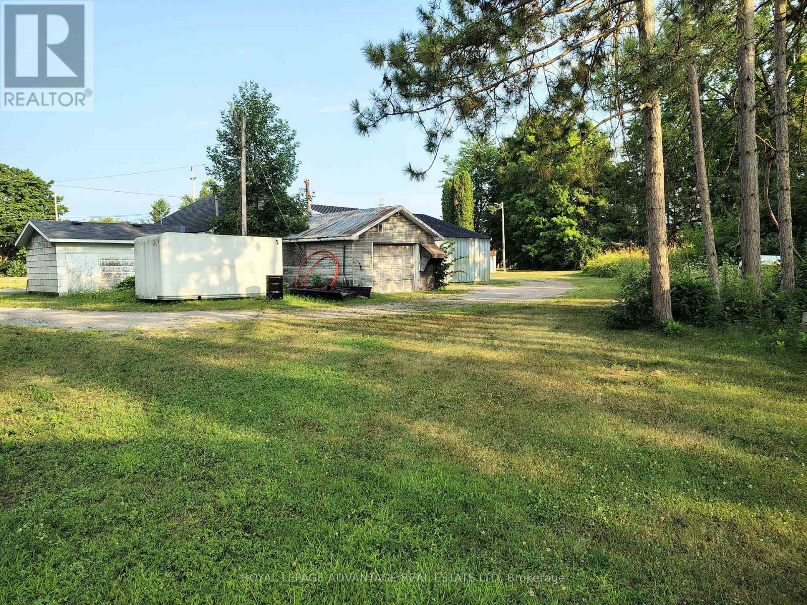 












438 COUNTY 29 ROAD

,
Rideau Lakes,




Ontario
K7A4S5

