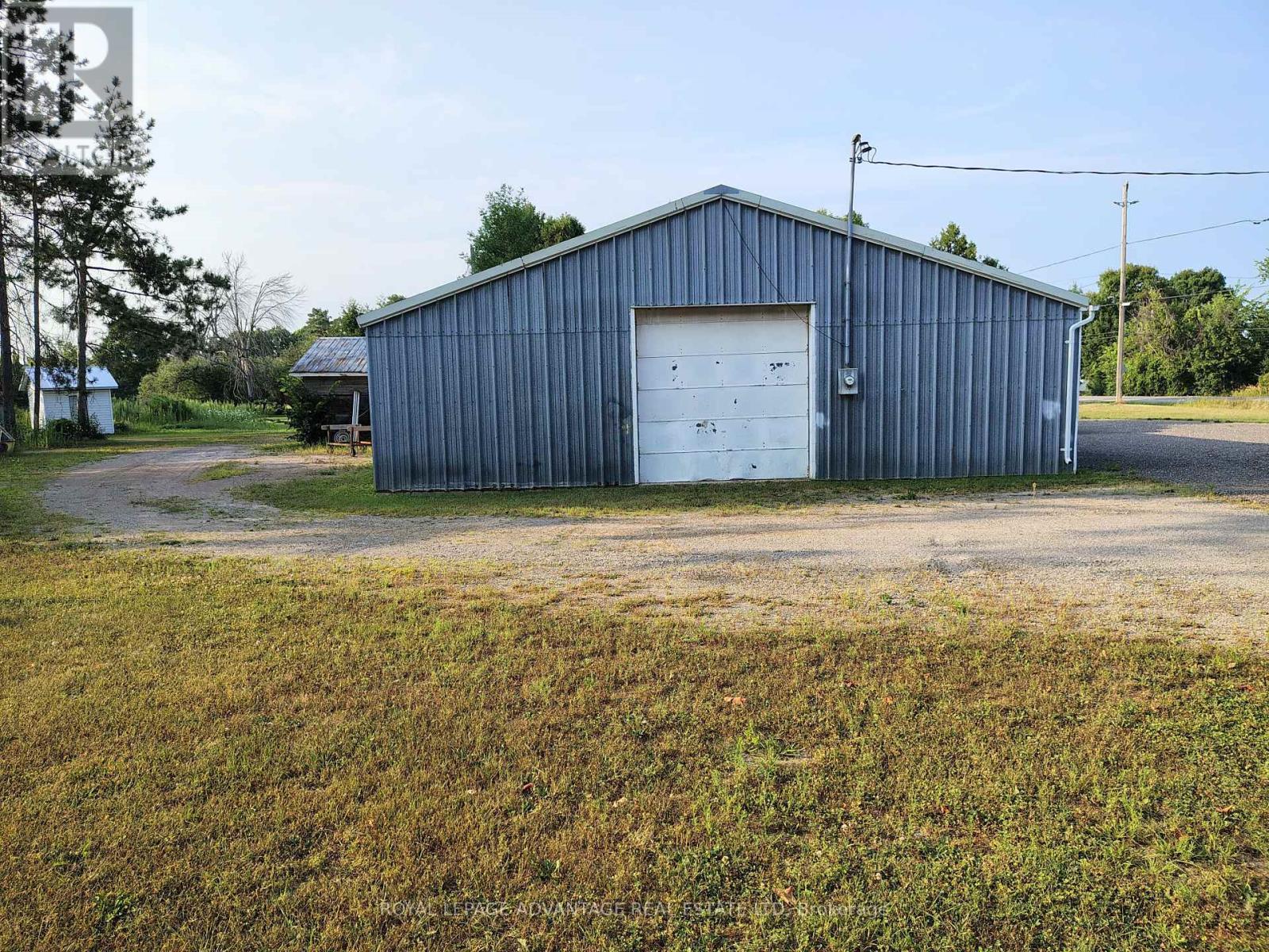 












438 COUNTY 29 ROAD

,
Rideau Lakes,




Ontario
K7A4S5

