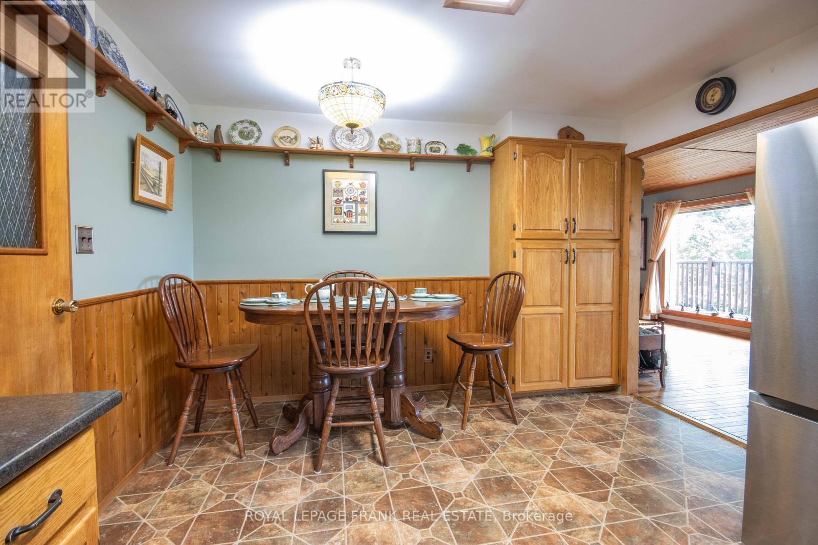 












497 MOONEY ROAD

,
Hastings Highlands (Monteagle Ward),




Ontario
K0L1C0

