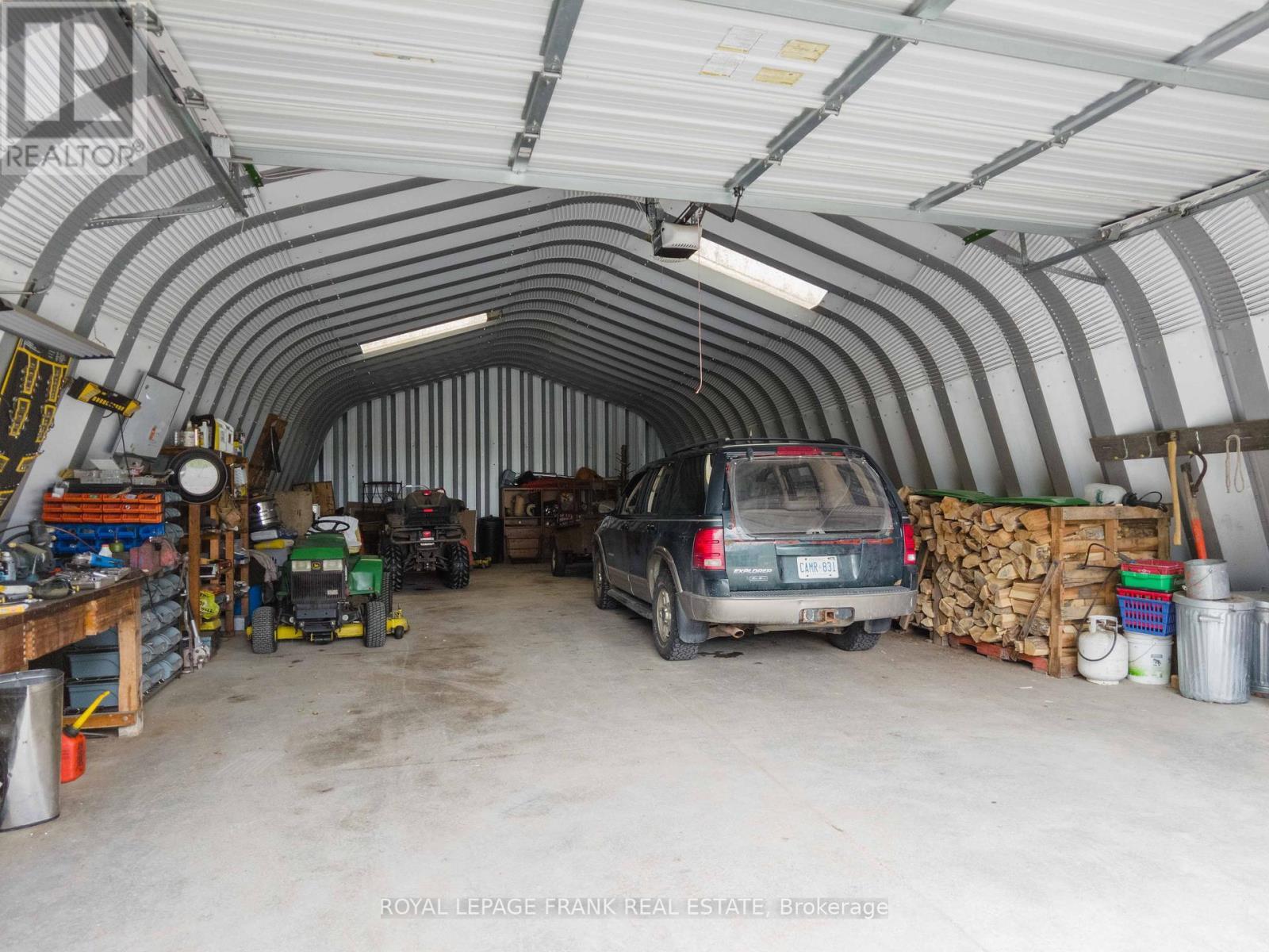 












497 MOONEY ROAD

,
Hastings Highlands (Monteagle Ward),




Ontario
K0L1C0

