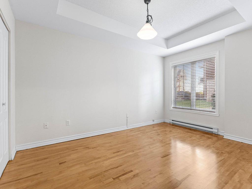 









3075


Av. Ernest-Hemingway

, 101,
Montréal (Saint-Laurent),




QC
H4R0A7

