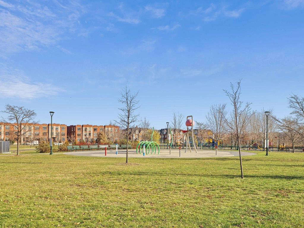 









3075


Av. Ernest-Hemingway

, 101,
Montréal (Saint-Laurent),




QC
H4R0A7

