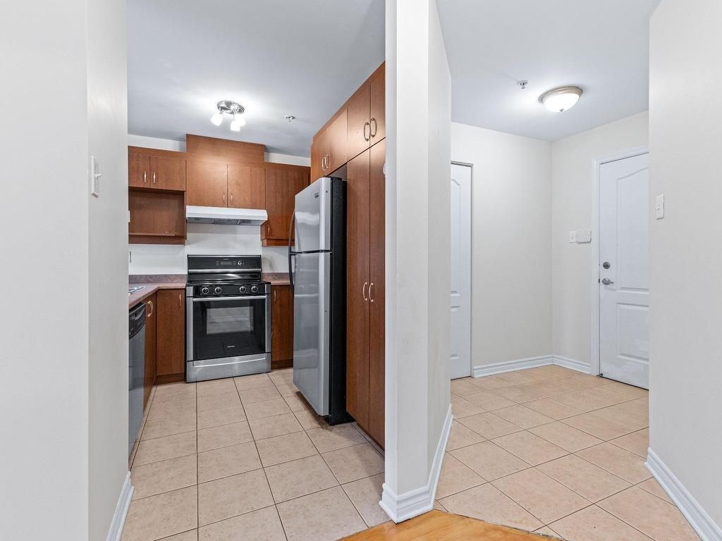 









3075


Av. Ernest-Hemingway

, 101,
Montréal (Saint-Laurent),




QC
H4R0A7


