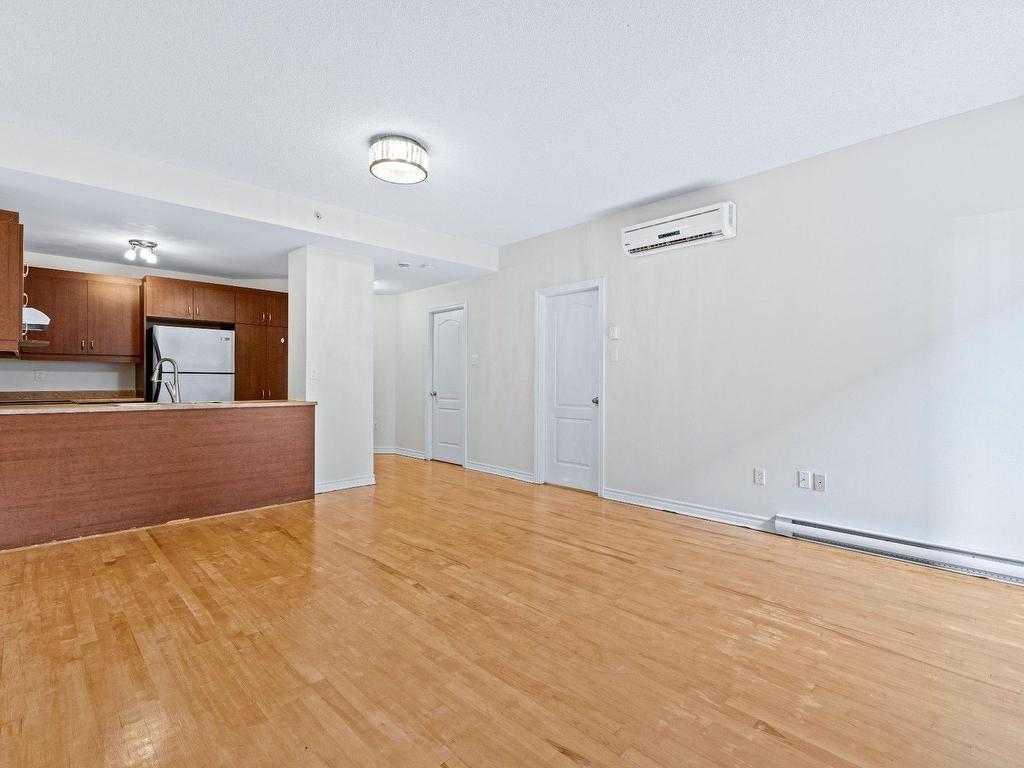 









3075


Av. Ernest-Hemingway

, 101,
Montréal (Saint-Laurent),




QC
H4R0A7

