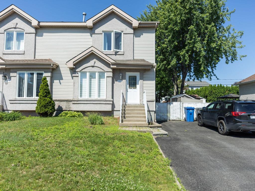 









1874


Rue de Millau

,
Terrebonne (Terrebonne),




QC
J6X4M3


