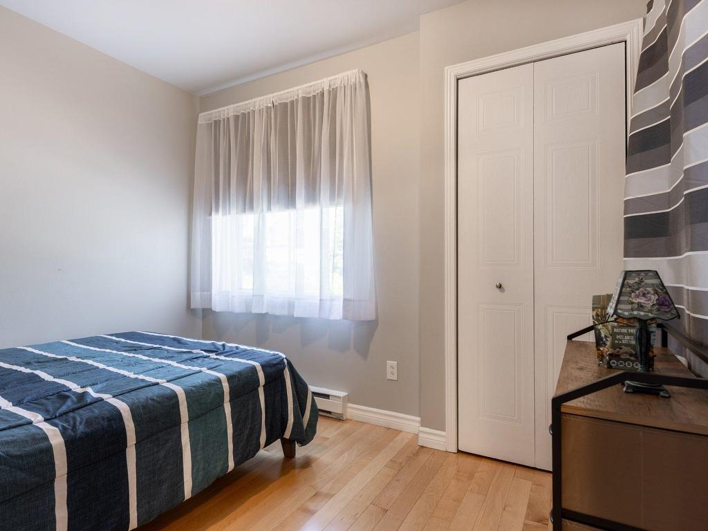 









1874


Rue de Millau

,
Terrebonne (Terrebonne),




QC
J6X4M3

