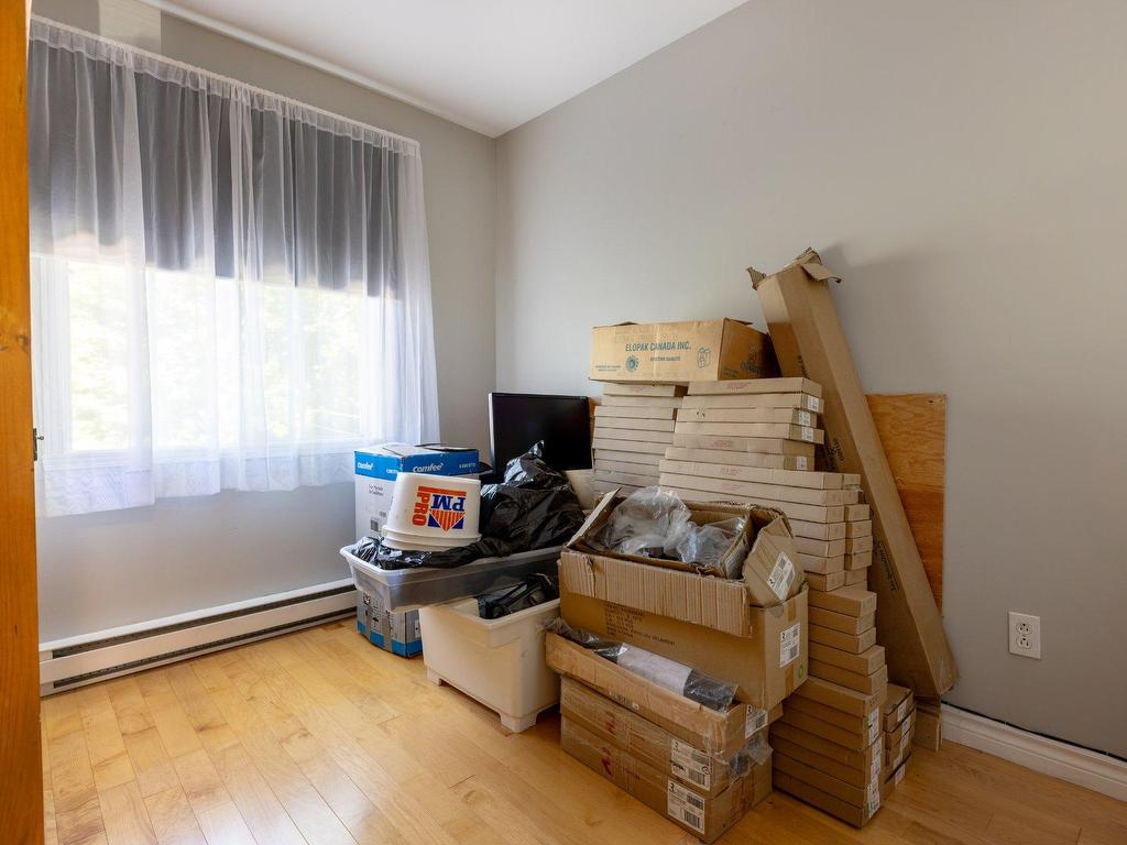 









1874


Rue de Millau

,
Terrebonne (Terrebonne),




QC
J6X4M3


