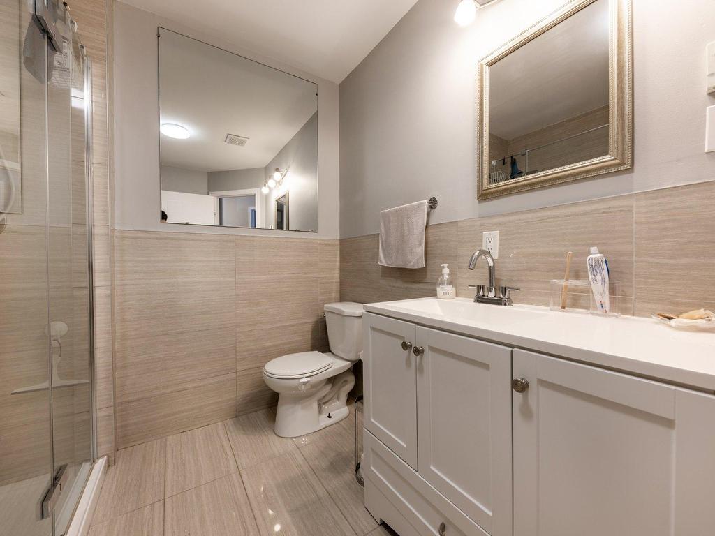 









1874


Rue de Millau

,
Terrebonne (Terrebonne),




QC
J6X4M3

