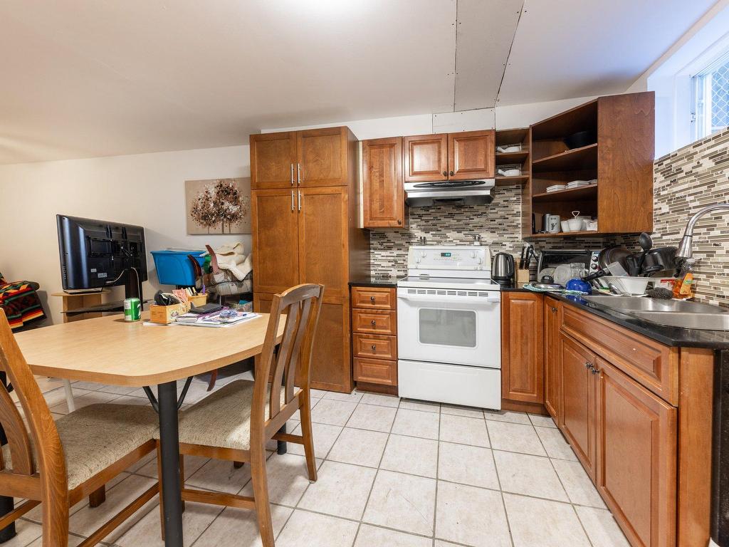 









1874


Rue de Millau

,
Terrebonne (Terrebonne),




QC
J6X4M3

