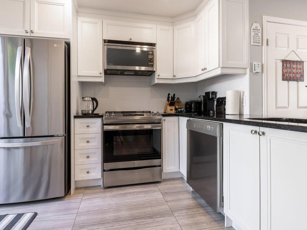 









1874


Rue de Millau

,
Terrebonne (Terrebonne),




QC
J6X4M3

