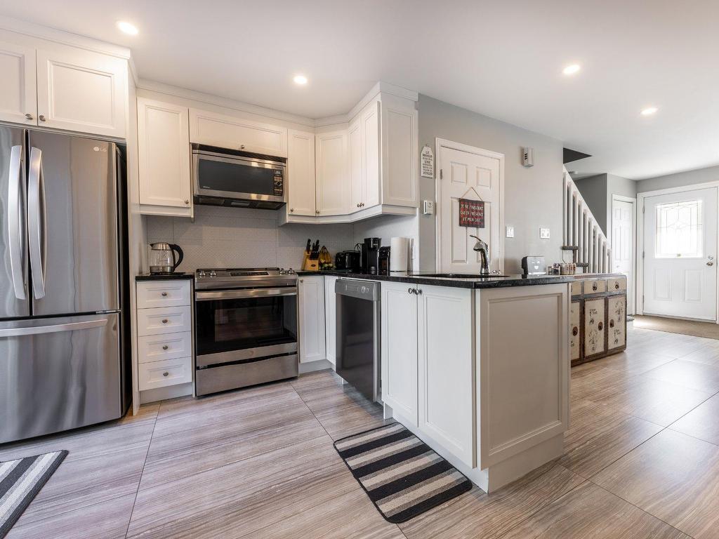 









1874


Rue de Millau

,
Terrebonne (Terrebonne),




QC
J6X4M3

