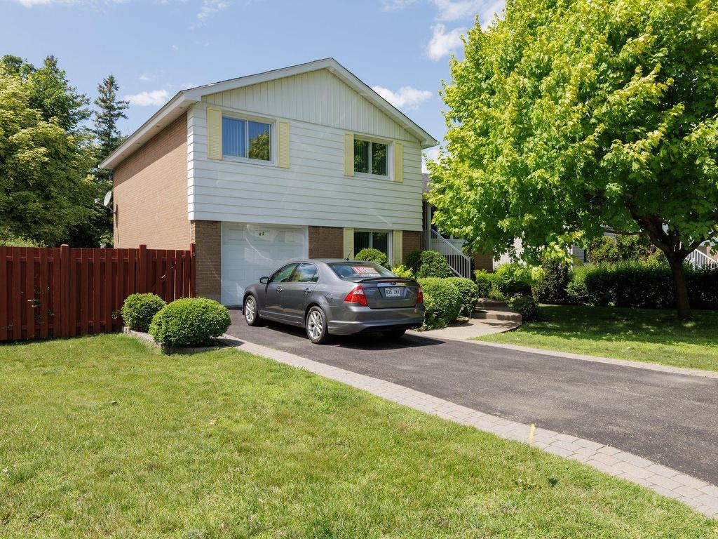 









42


Rue Joseph-Paiement

,
Dollard-des-Ormeaux,




QC
H9A1H9

