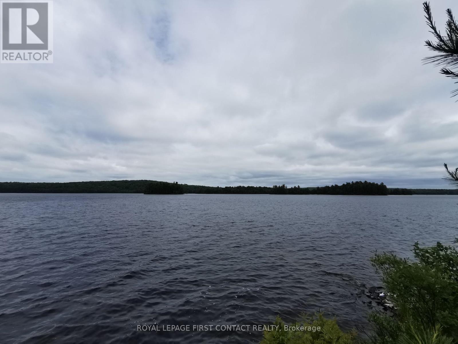 












992 PORTER LANDING ROAD

,
Parry Sound Remote Area,




Ontario
P0H2R0

