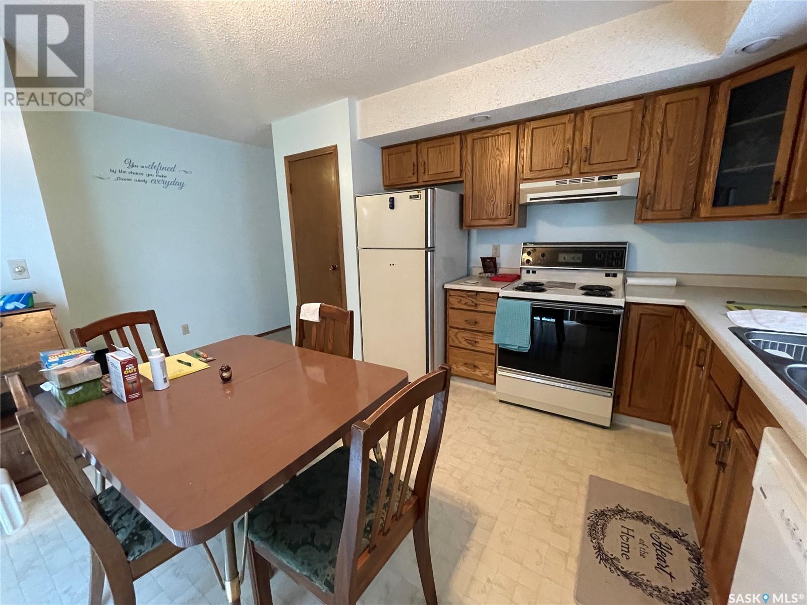 












4 O'Connor COURT

,
Kindersley,




Saskatchewan
S0L1S1

