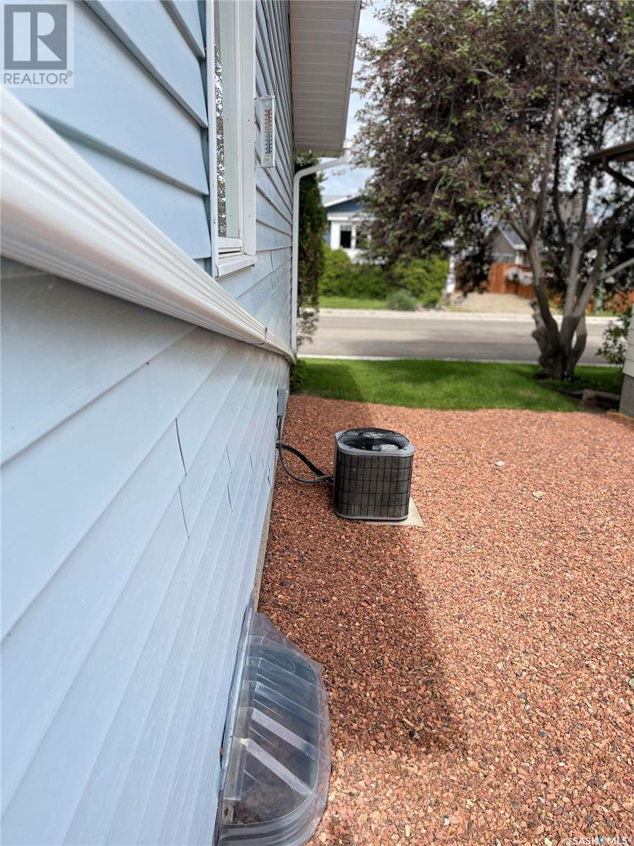 












4 O'Connor COURT

,
Kindersley,




Saskatchewan
S0L1S1

