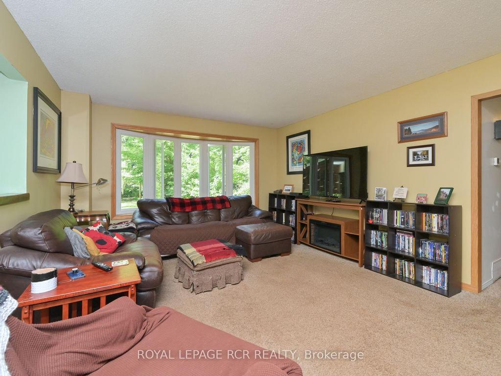 









14007


Fifth

Line,
Halton Hills,




ON
L0P 1H0

