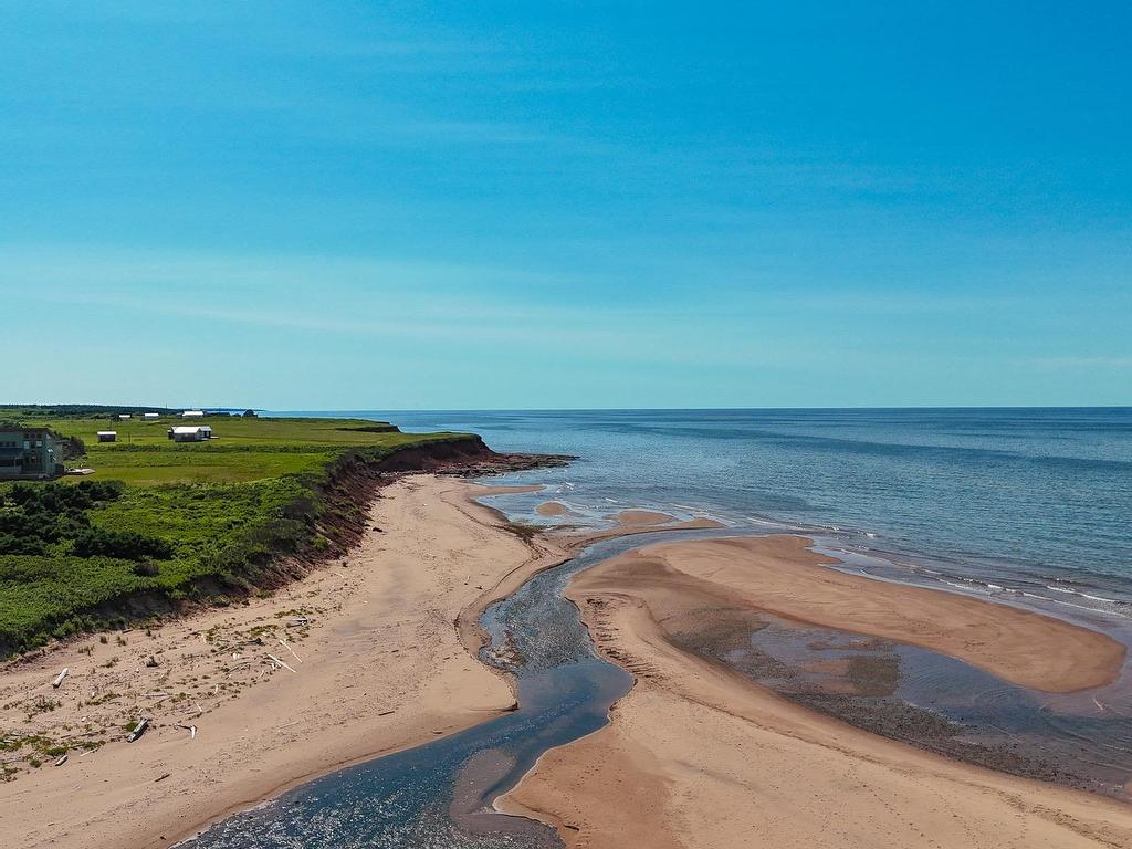 












0 Northside Road

,
Rock Barra,







PE
C0A 2B0

