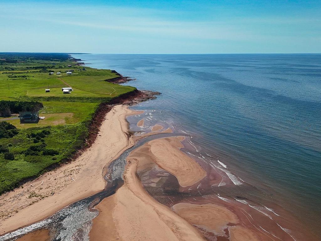












0 Northside Road

,
Rock Barra,







PE
C0A 2B0

