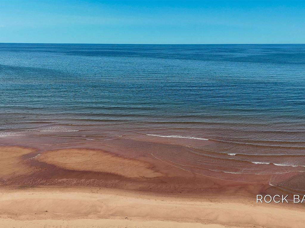 












0 Northside Road

,
Rock Barra,







PE
C0A 2B0

