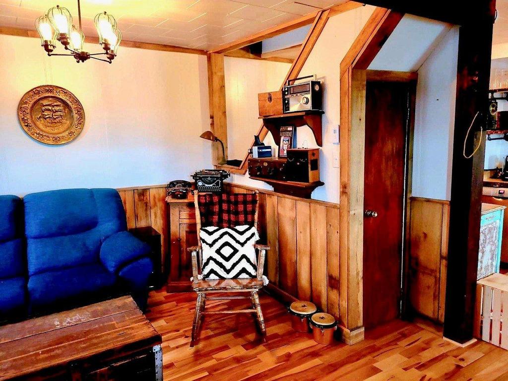 









43


Rue Principale

,
Saint-Charles-Garnier,




QC
G0K1K0

