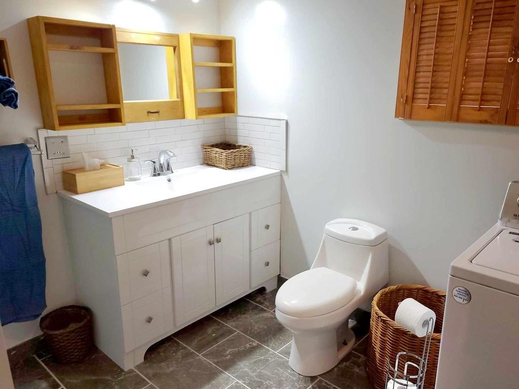 









43


Rue Principale

,
Saint-Charles-Garnier,




QC
G0K1K0

