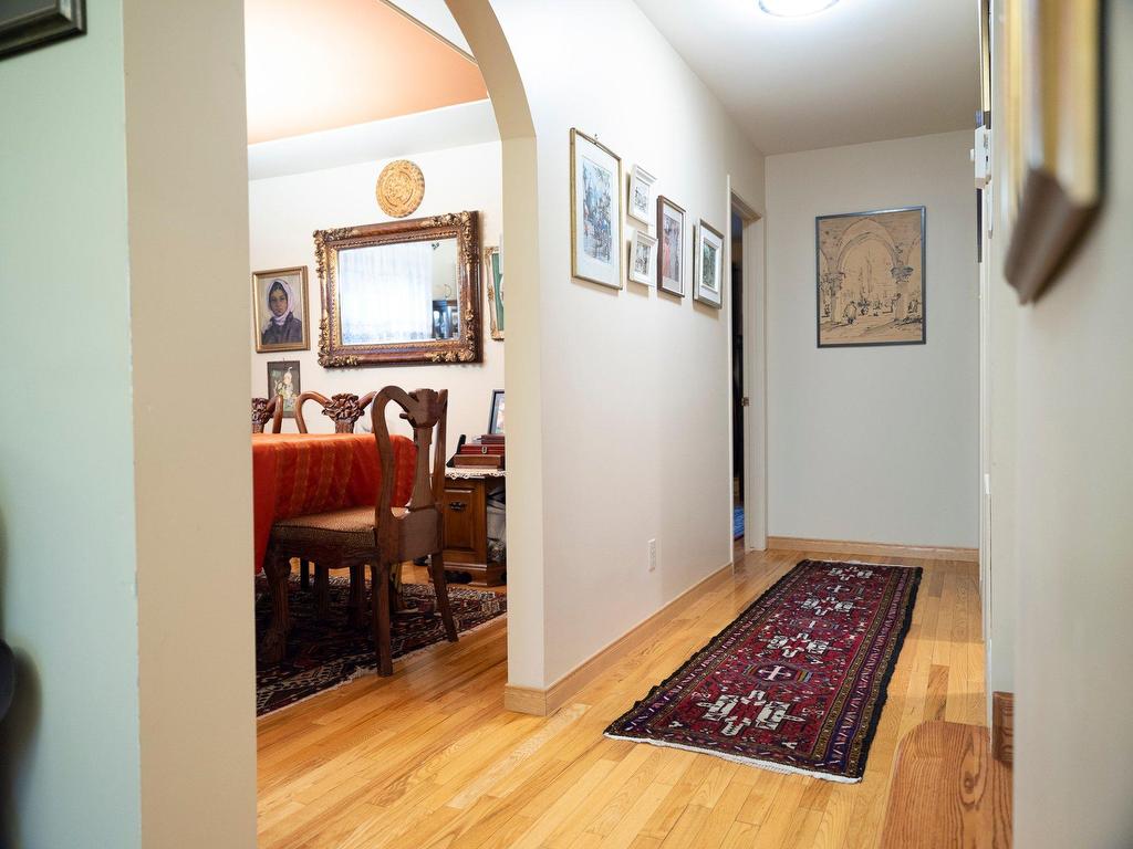









686


Av. Arnaud

,
Sept-Îles,




QC
G4R3B9

