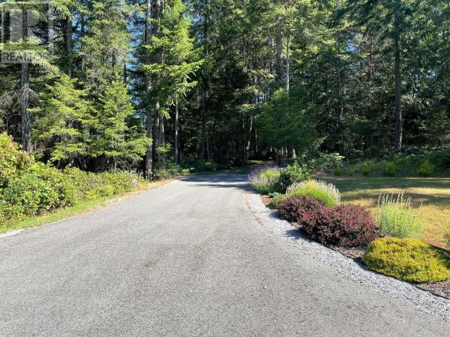 












5084 LEAPER ROAD

,
Texada Island,




British Columbia
V0N1W0

