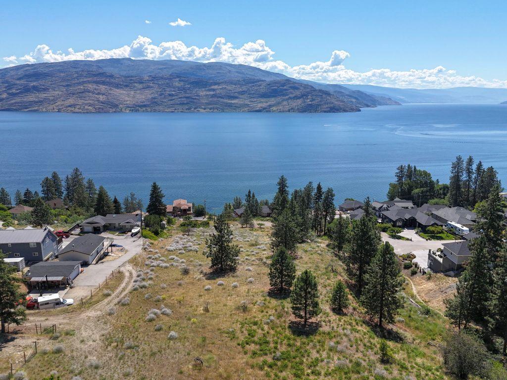 









6446


Renfrew

Road,
Peachland,







BC
V0H 1X7

