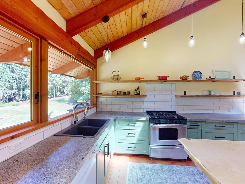 









530


Flewett

Dr,
Decourcy Island,




BC
V0R 1X7

