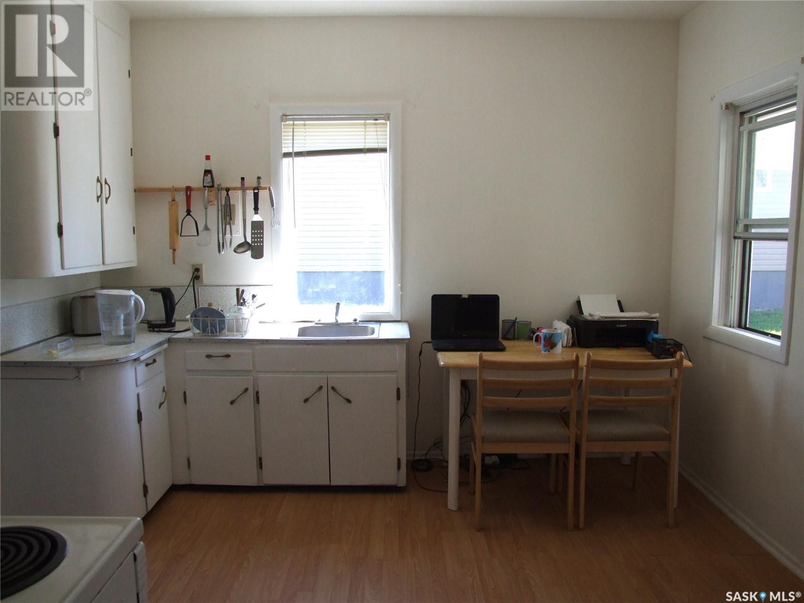 












150 2nd STREET E

,
Fox Valley,




Saskatchewan
S0N0V0

