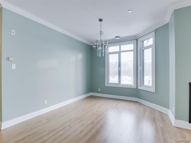 









224


Boul. Alexandre-Taché

, 203,
Gatineau (Hull),




QC
J9A0B8

