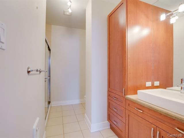 









224


Boul. Alexandre-Taché

, 203,
Gatineau (Hull),




QC
J9A0B8

