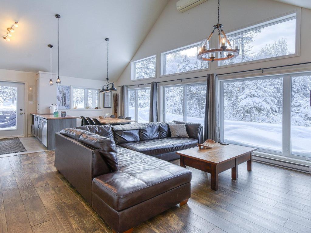 









46


Imp. du Cerf

,
Lac-Supérieur,




QC
J0T1J0

