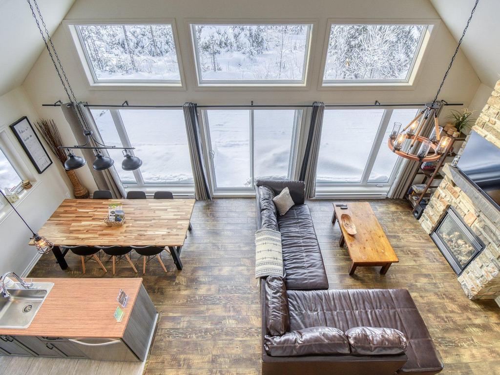 









46


Imp. du Cerf

,
Lac-Supérieur,




QC
J0T1J0

