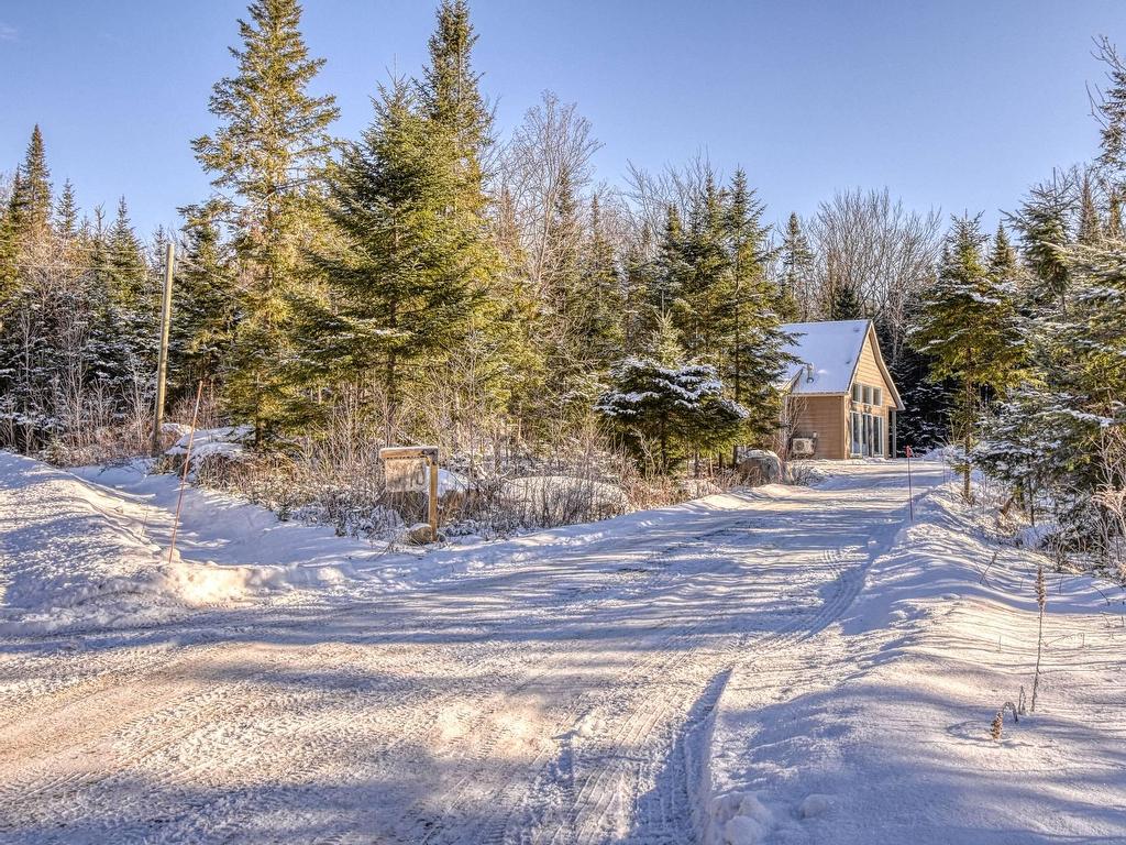 









46


Imp. du Cerf

,
Lac-Supérieur,




QC
J0T1J0

