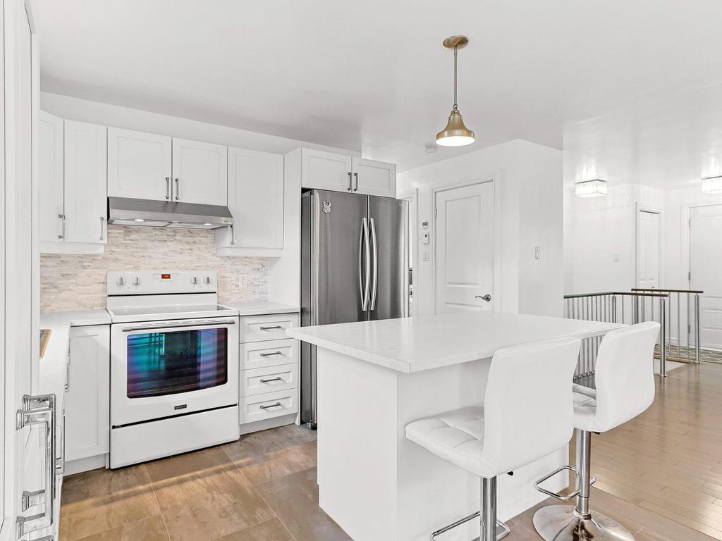 









21


Rue des Moissons

,
Sainte-Barbe,




QC
J0S1P0

